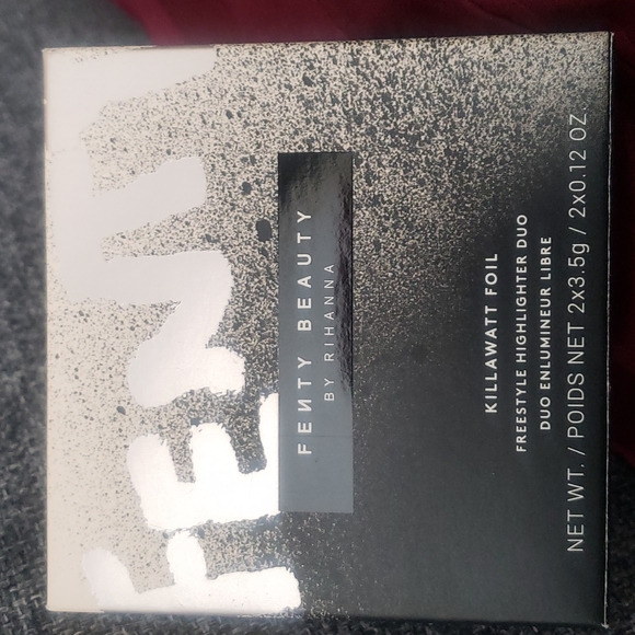 Fenty highlighter duo - Picture 3 of 5